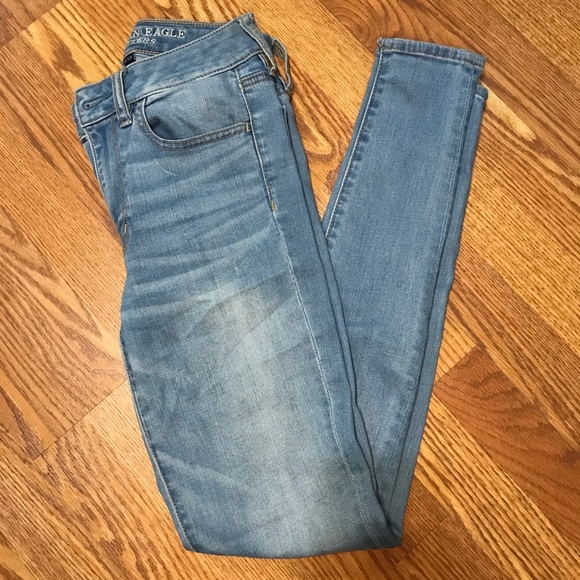 American Eagle Hi-Rise Jegging - Picture 2 of 4